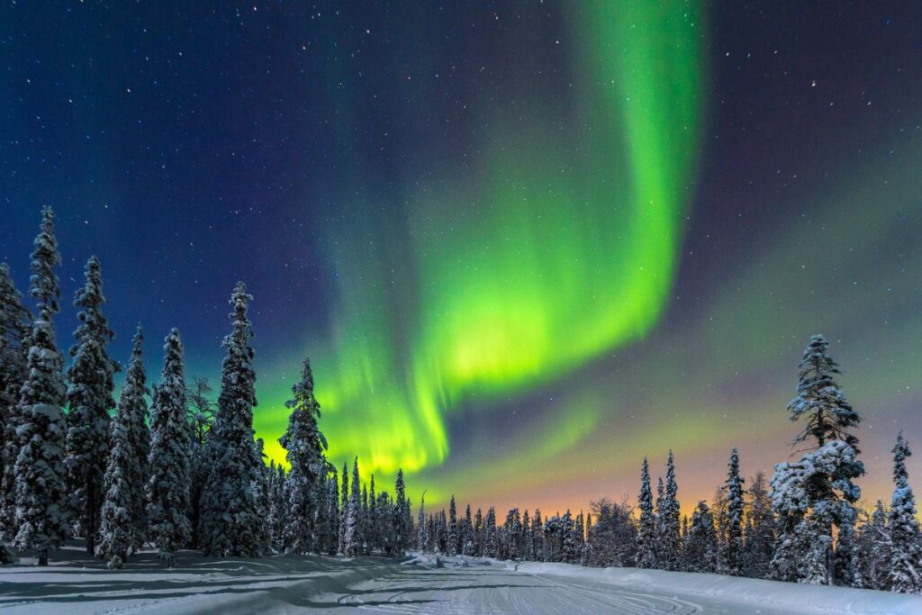 kiruna abisko viajar suecia auroras boreales escandinavia