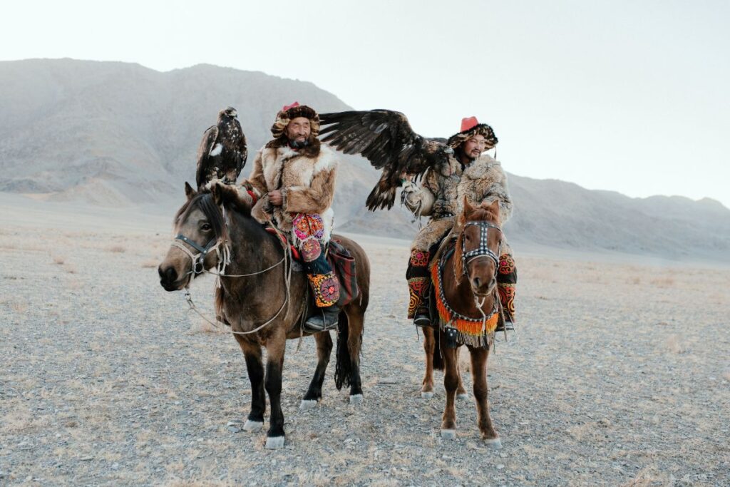 tour viaje norte mongolia karakorum mongoles gengis kan yurta ger aventura